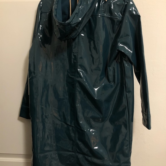 FILA teal raincoat - Picture 5 of 5